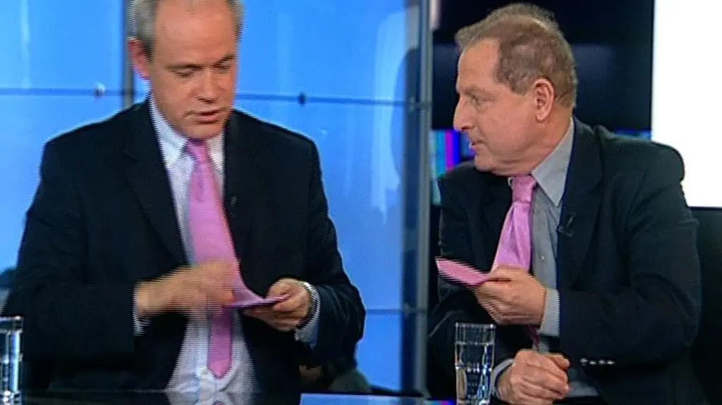 Przypadkowa zbieżność czy zabieg medialny?