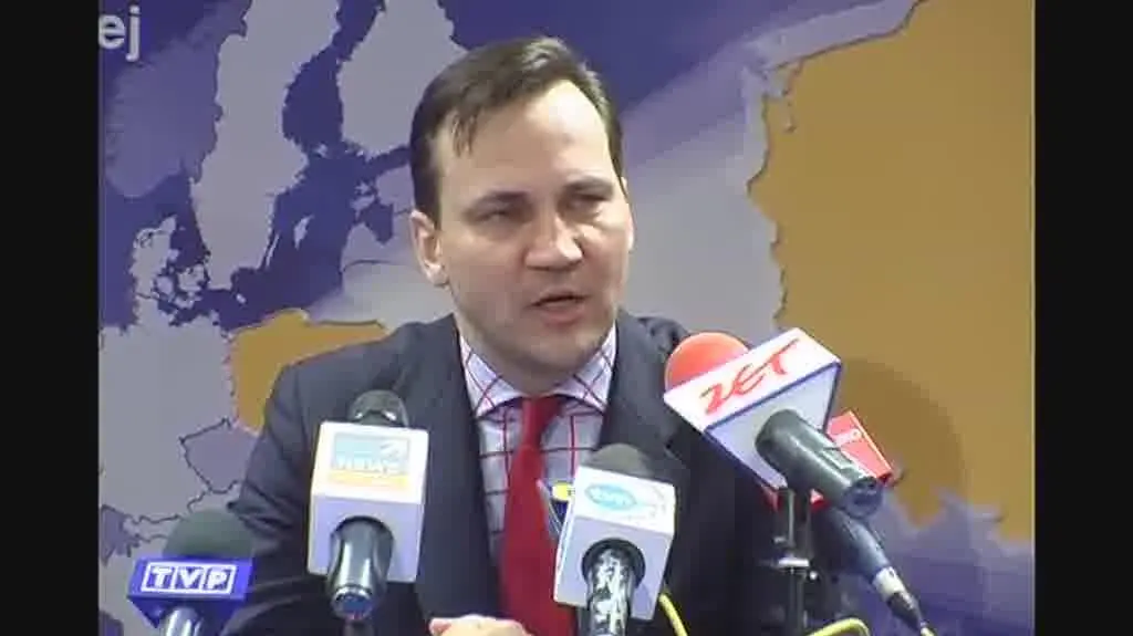 Radosław Sikorski o obozie Auschwitz-Birkenau (TVN24)