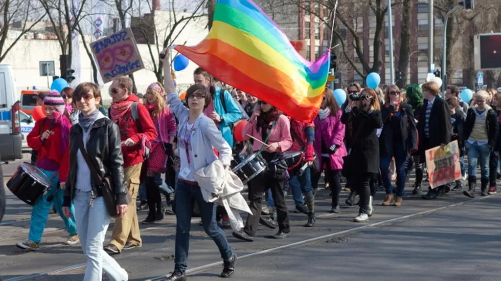 Relacja reportera TVN24 z łódzkich marszów, które przeszły przez miasto w sobotę (PAP/Grzegorz Michałowski)