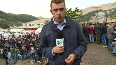 Reporter TVN24: 52 karetki stoją w rzędzie i czekają na żywych