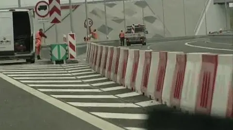 Reporter TVN24 jechał już oddanymi dzisiaj odcinkami A2