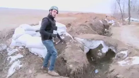 Reporter tvn24 na linii umocnień wokół Mariupola: jest względnie spokojnie