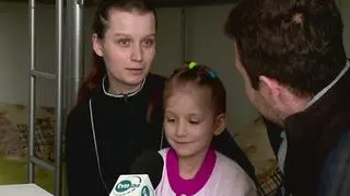 Reporter TVN24 w miasteczku dla uchodźców