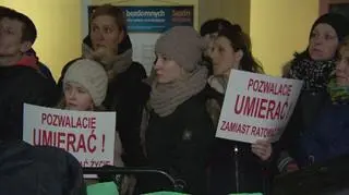 Rodzice protestują w szpitalu w Kutnie 