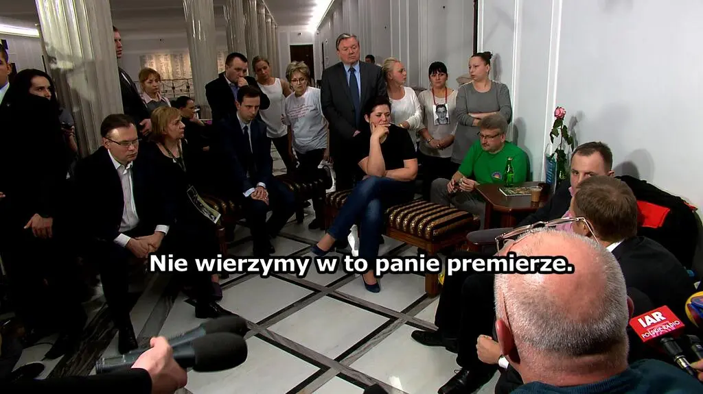 Rodzice sceptycznie podchodzą do obietnic premiera 