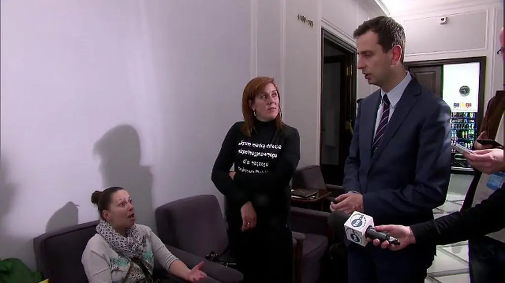 Rodzice spotkali się z ministrem pracy, nie doszli do porozumienia 