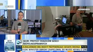 Rodzice z niepełnosprawnymi dziećmi spędzili noc w Sejmie 