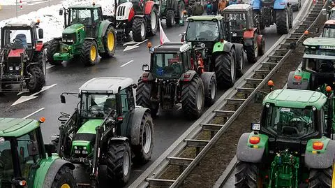 Rolnicy blokują drogi