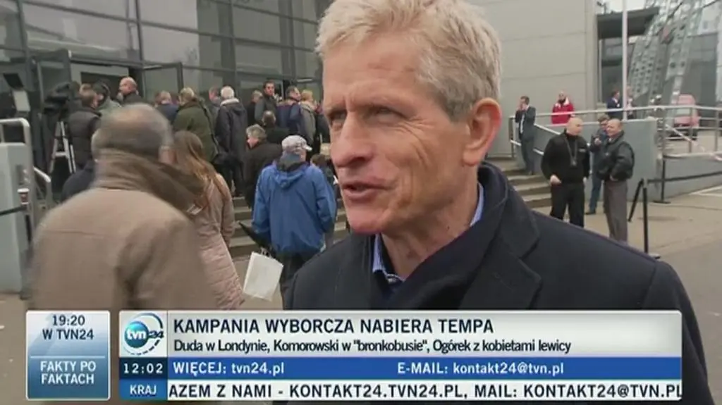Roman Kuźniar: Komorowski nabierze tempa