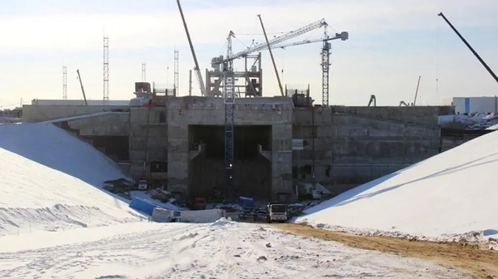 Rosjanie z mozołem budują nowy kosmodrom