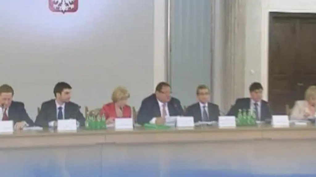 Rozmowa Melki i Janeczka o naciskach