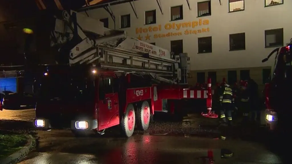 Rusztowanie runęło na hotel