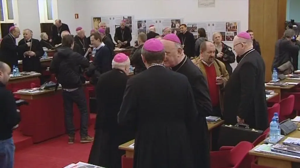 Rzecznik Episkopatu o kwestii odszkodowań (Fakty TVN)