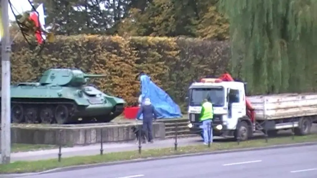 Rzeźba przedstawiająca gwałt dowodem w sprawie