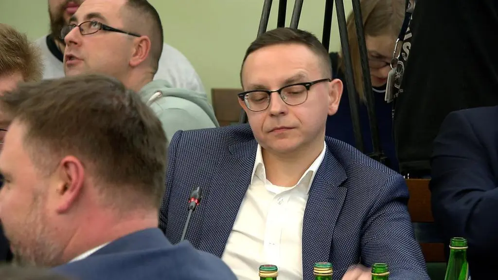 Sak: Doceniam nieposkromioną chęć zdobycia wiedzy ze strony opozycji, chociaż widać, że to dla widowiska