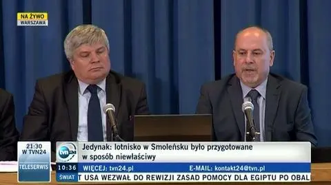 "Samolot pilotuje załoga"