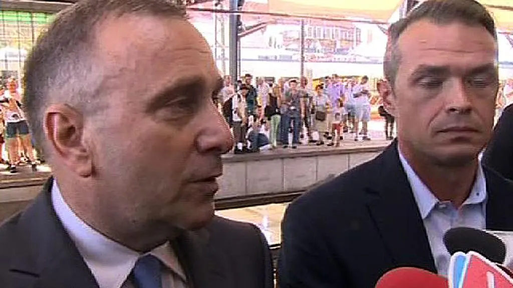 Schetyna o pendolino: "Wygląda kosmicznie"