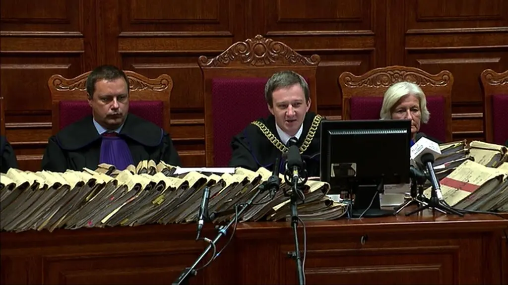 Sędzia: dowody są kruchymi ogniwami 