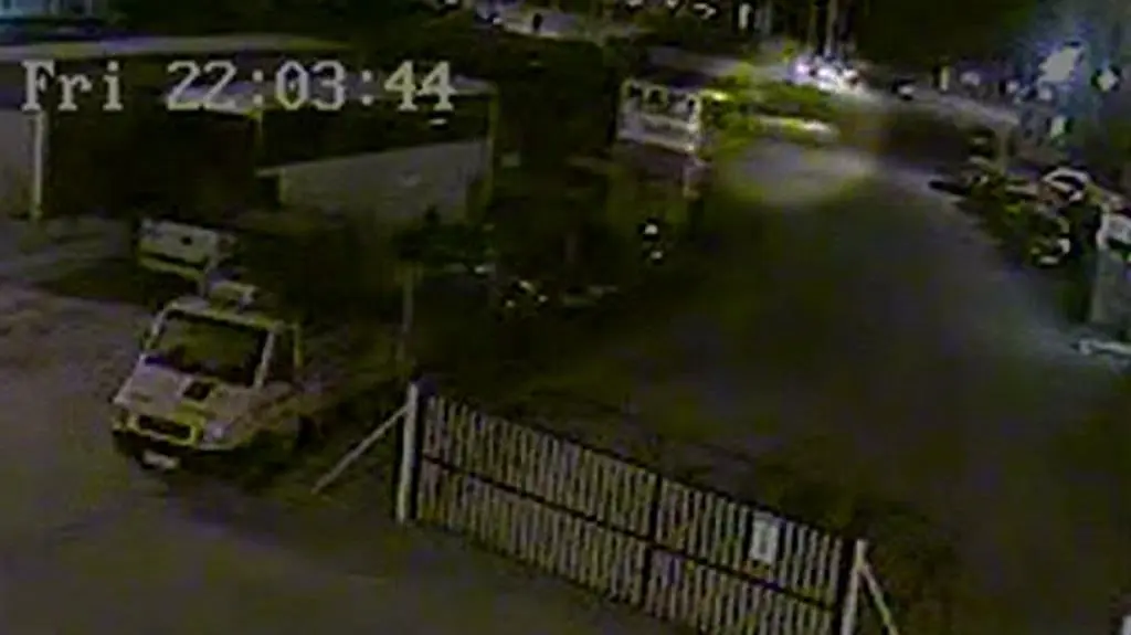 Sędzia wjeżdża w rowerzystę, prokuratura umarza postępowanie. "Ręka rękę myje"