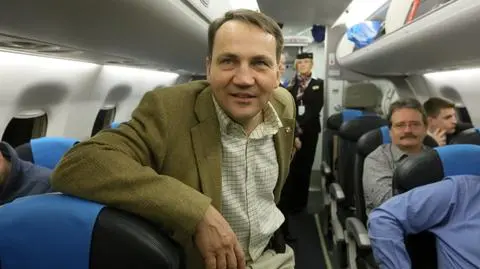 Sikorski: Janukowycz sam jest sobie winien