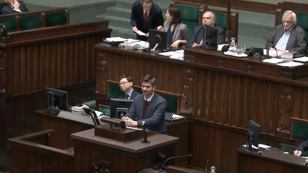 Śmiszek: zastanawiam się, czego się baliście, że aż do 5 rano pracowaliśmy w tej komisji? 