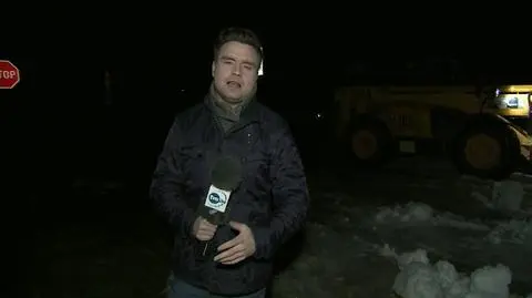Śnieg transportowano z Chłochłowa do Wisły czterema ciężarówkami.mp4