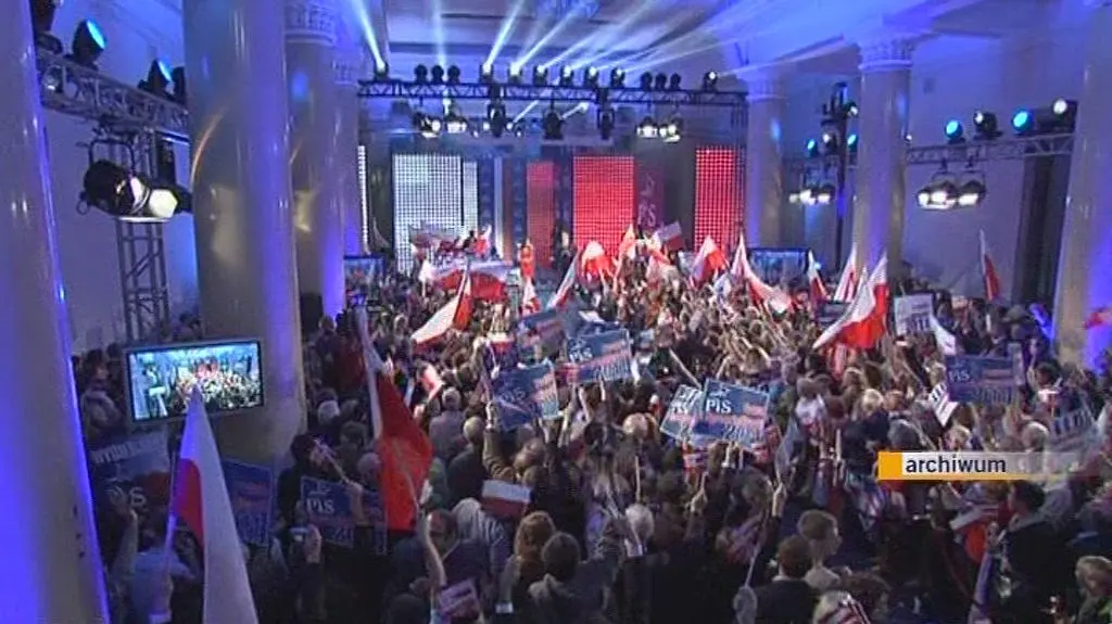 Sondaż: Kaczyński powinien odejść (Fakty TVN)