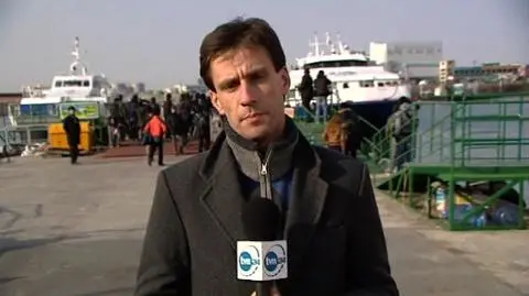 Specjalny wysłannik TVN24 o uciekinierach z ostrzelanej wyspy