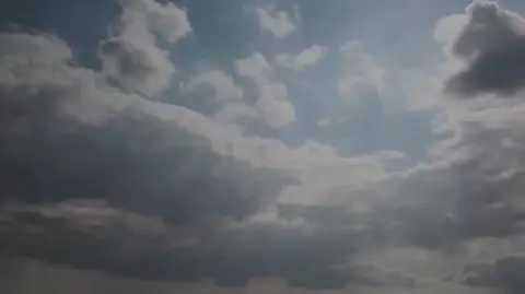 Spot "Chodźmy za stodołę"