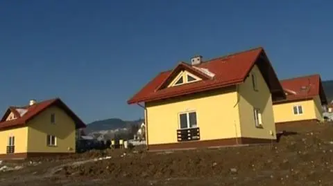 Stracili dorobek życia. Dziś odebrali klucze do nowych domów