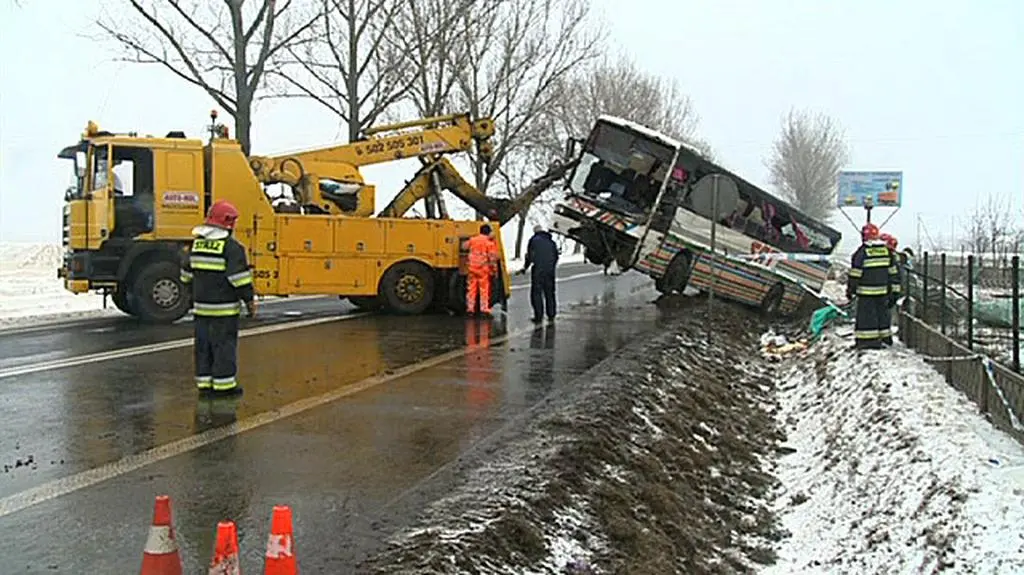Strażacy usunęli autobus kibiców Lechii Gdańsk