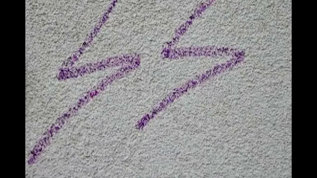 Swastyki na synagodze. Policja zatrzymała 18-latka