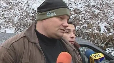Świadkowie: Dziewczynka po upadku mówiła, że to brat ją wypchnął