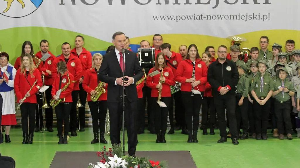 "System musi zostać zmieniony"