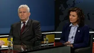 "Szaron miejsce na schodach do panteonu powinien mieć"