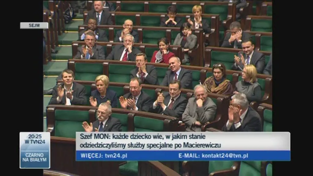 Szef MON o Antonim Macierewiczu (TVN24)