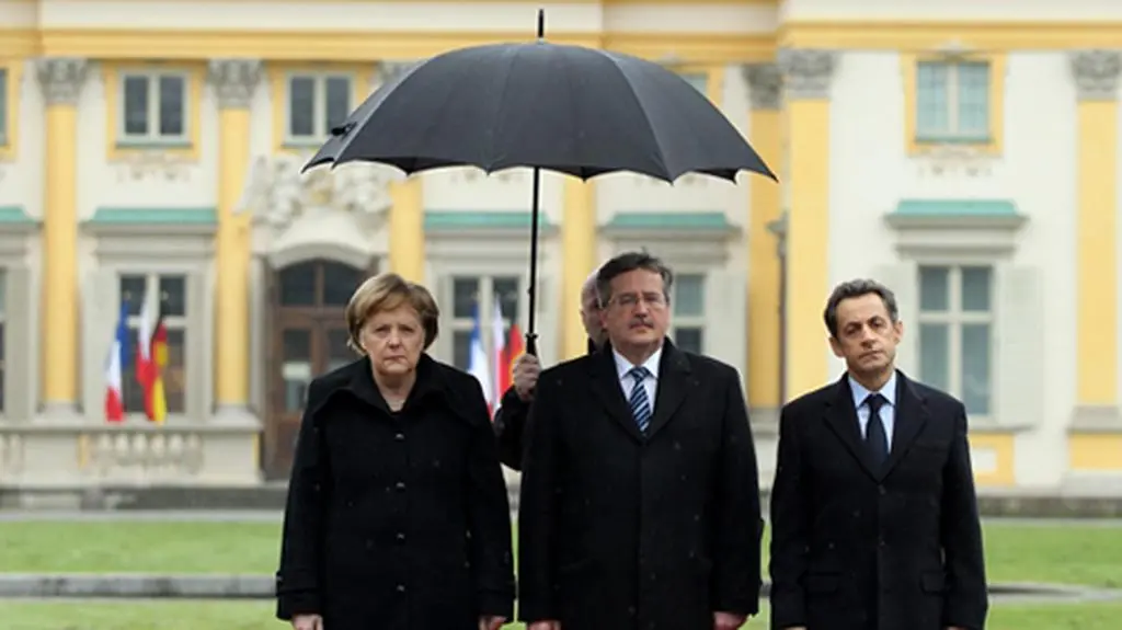 Szef protokołu prezydenta "chronił fryzurę Merkel"