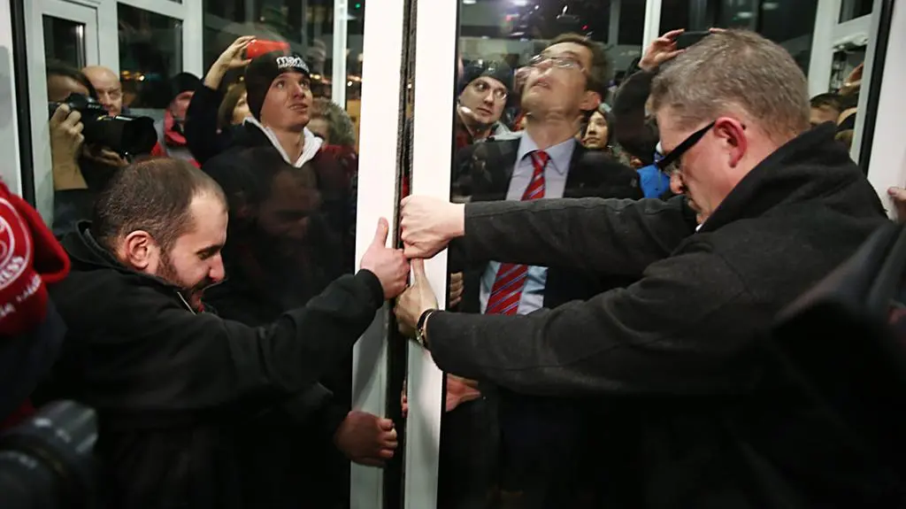 Tak wyglądało forsowanie drzwi PKW