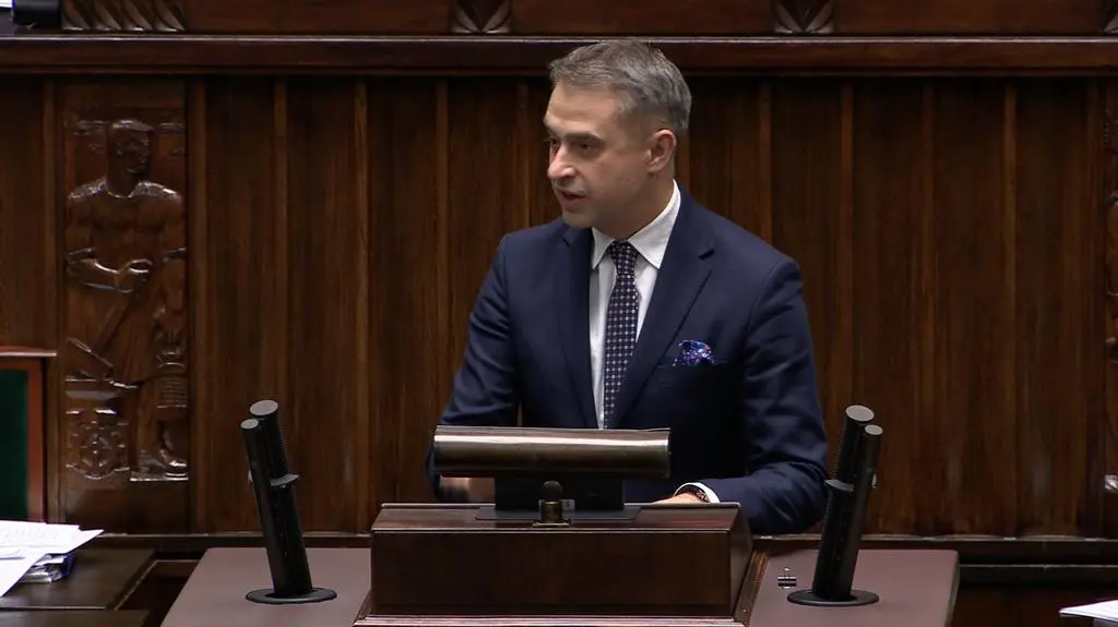 "To, co się stało w tej izbie, to jest skandal"