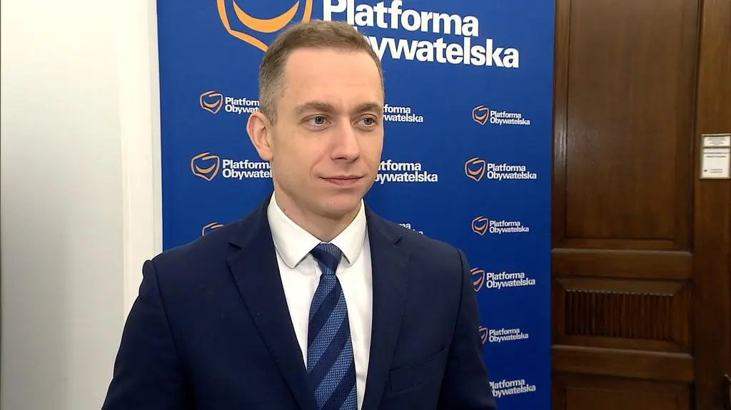 Tomczyk: jeżeli coś ta władza uchwala w nocy, to jest to coś kontrowersyjnego