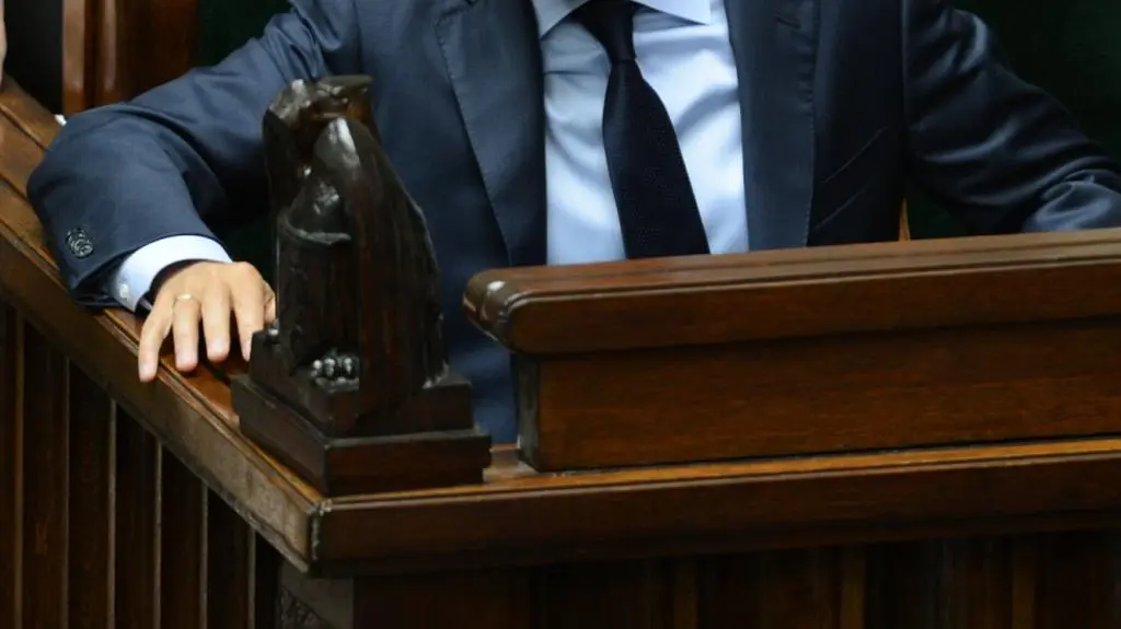 Tusk: czy mamy ograniczać możliwości obywateli, gdy chcą podejmować ryzyko?