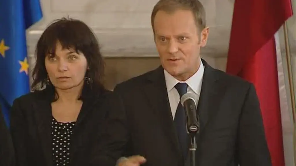 Tusk: dawałem synowi klapsy