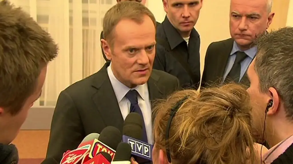 Tusk o sprowadzeniu wraku tupolewa (wypowiedź z 15.01) 