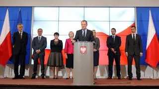 Tusk przedstawia nowych ministrów 