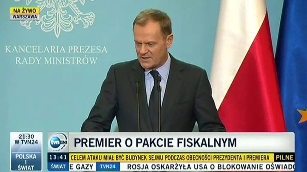 Tusk: przyjąłem dymisję Pawlaka 