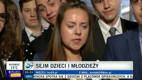 Uczniowie w miejsce posłów. Zasiedli przy Wiejskiej już po raz 20. 