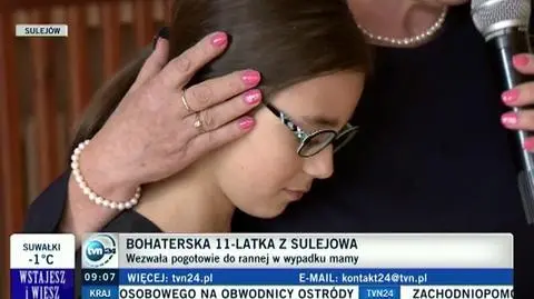Uroczyste nagrodzenie małej bohaterki