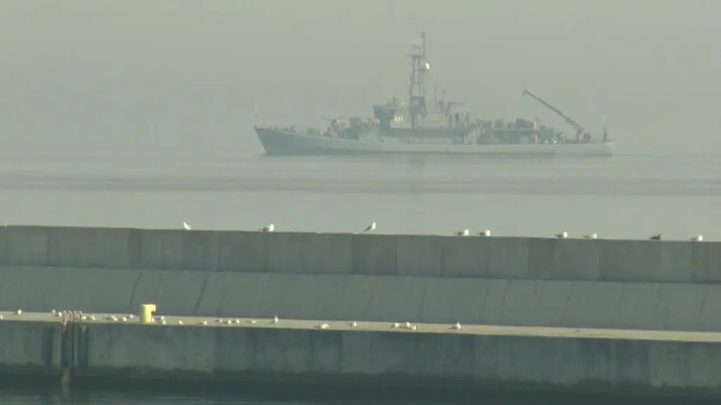 Usuwają pierwszą bombę z gdyńskiego portu