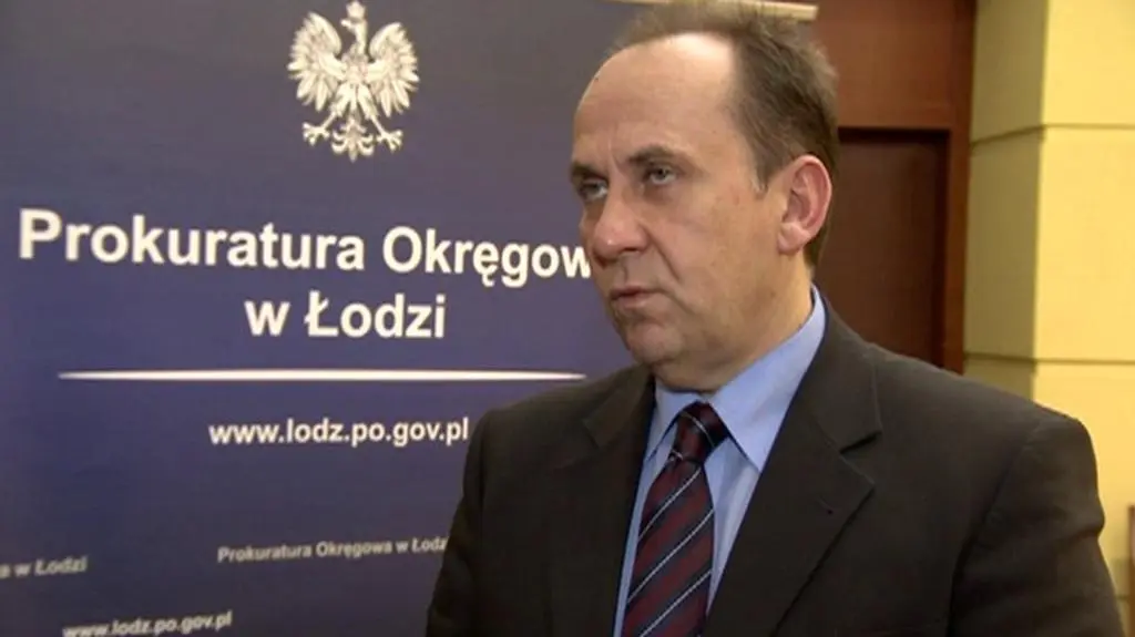 "W dalszym ciągu prowadzimy postępowanie"