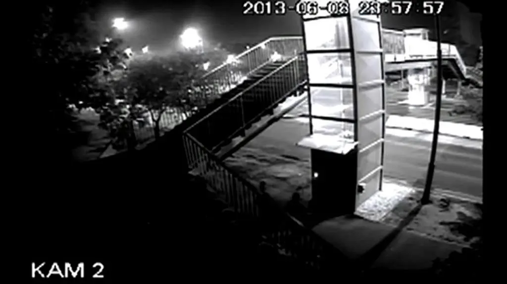 W kilkadziesiąt sekund wandale zniszczyli windę w Legnicy